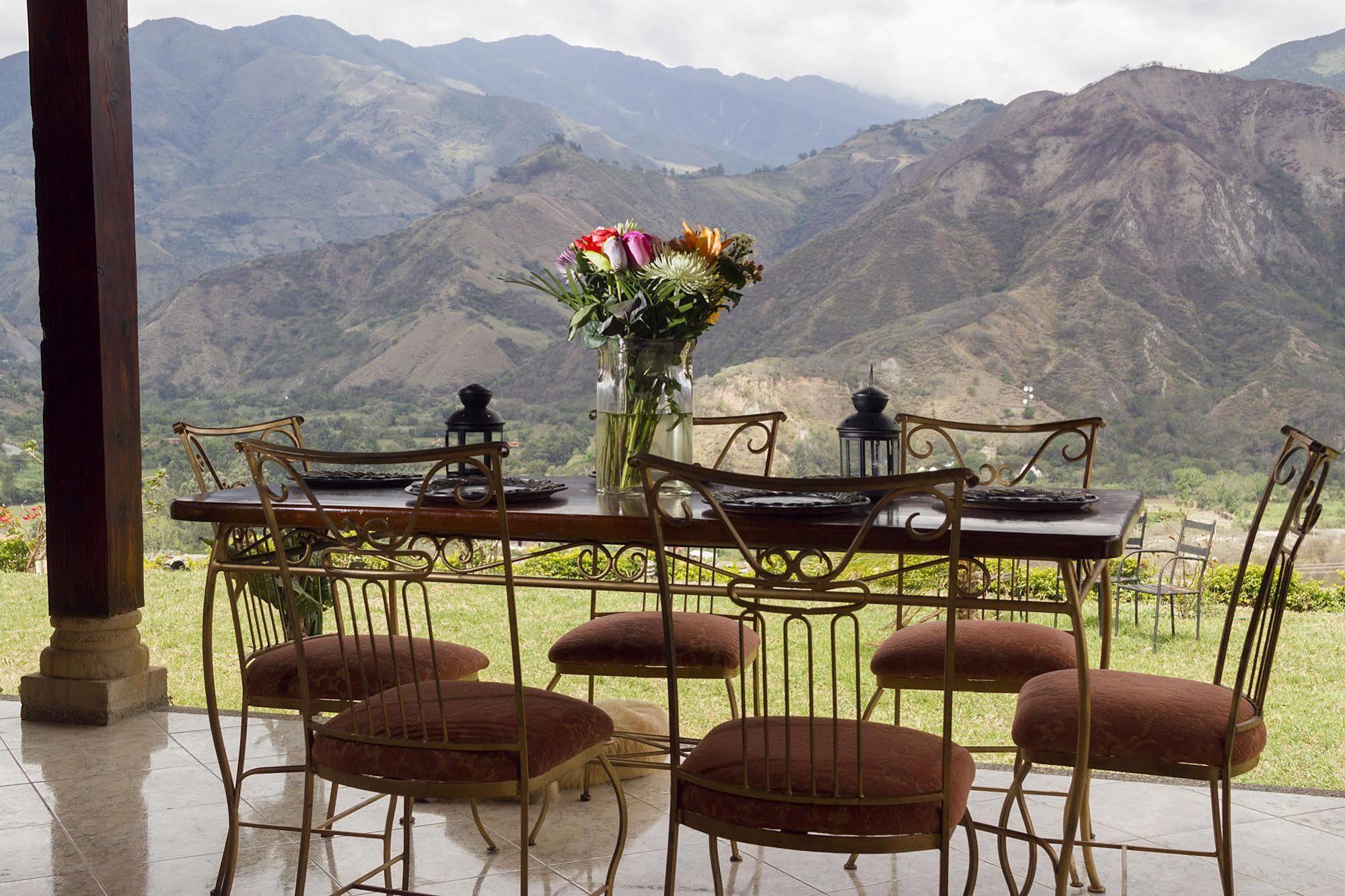 Villa Beatriz Lodge Vilcabamba Eksteriør billede